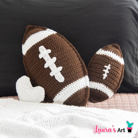 patron-mini-petola-de-futbol-americano-a-crochet-2