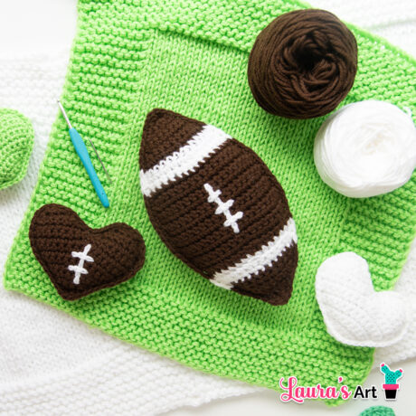 patron-mini-petola-de-futbol-americano-a-crochet