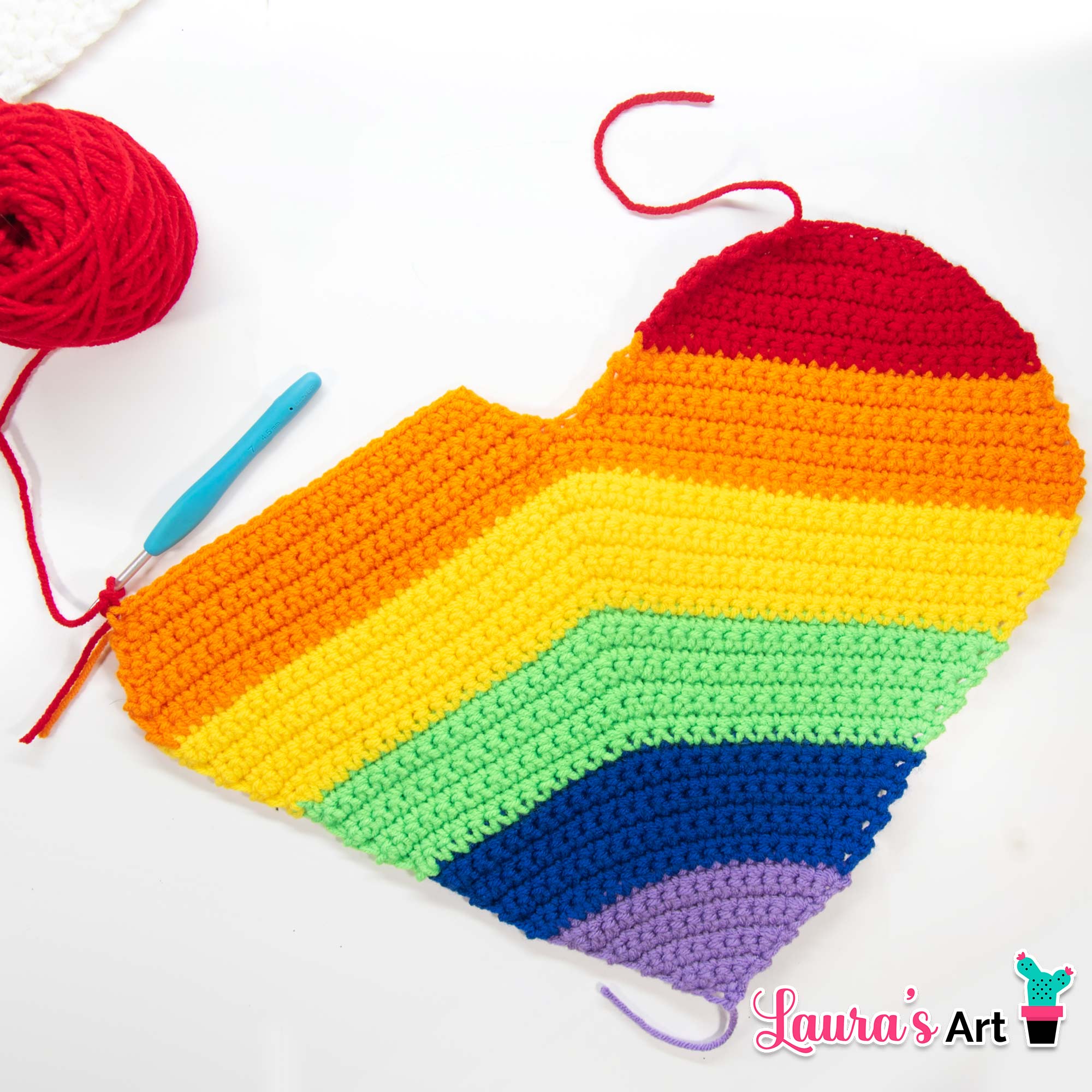 Corazón de Arcoíris a Crochet - Pride Crochet Heart